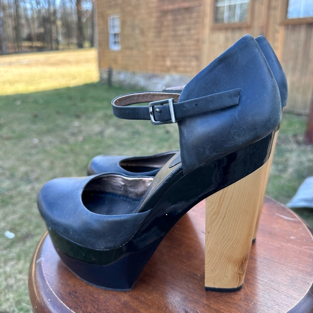 Bcbgeneration Platform Leather Pumps With Wooden … - image 7